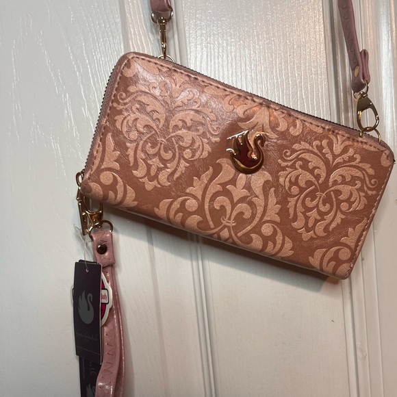 Wallet on a chain - Picture 2 of 2